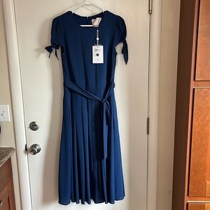 Gal Meets Glam Bette